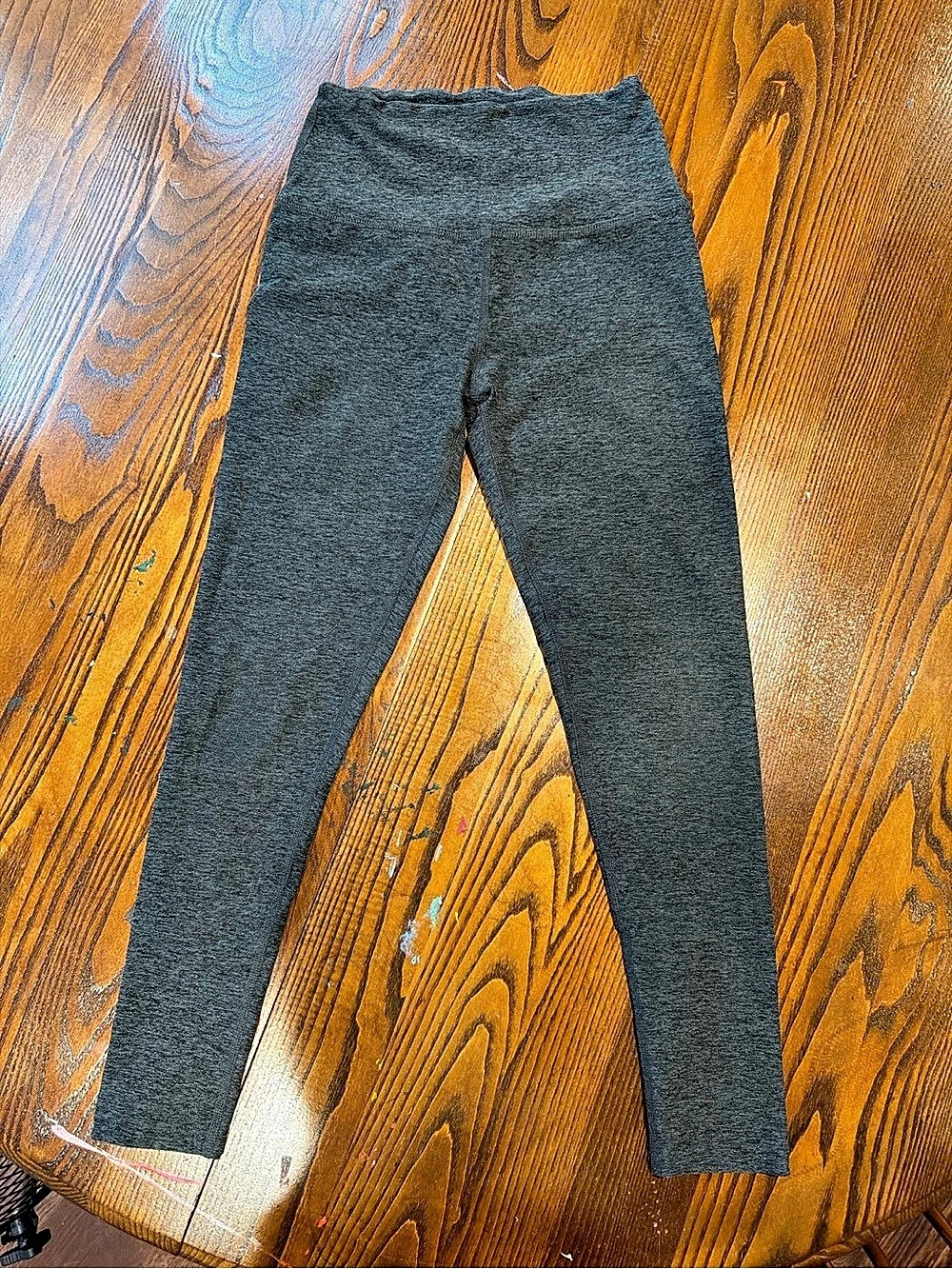 Beyond Yoga Spacedye Caught in the Midi High Waisted Legging Gray Leggings Small